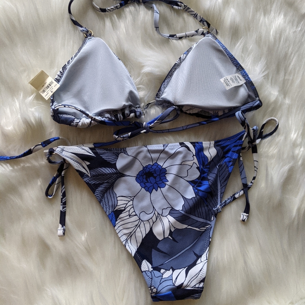 aerie Triangle Bikini Top and Cheeky Bikini Bottom - Picture 11 of 16